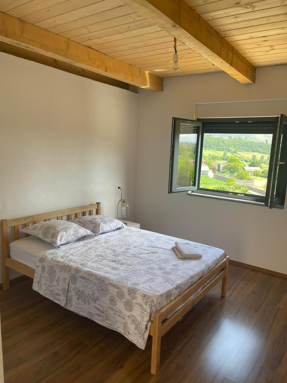 Guesthouse Tropoje E Vjeter Bagian luar foto